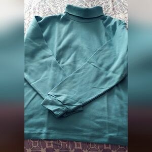Brand New Turquose Turtle Neck